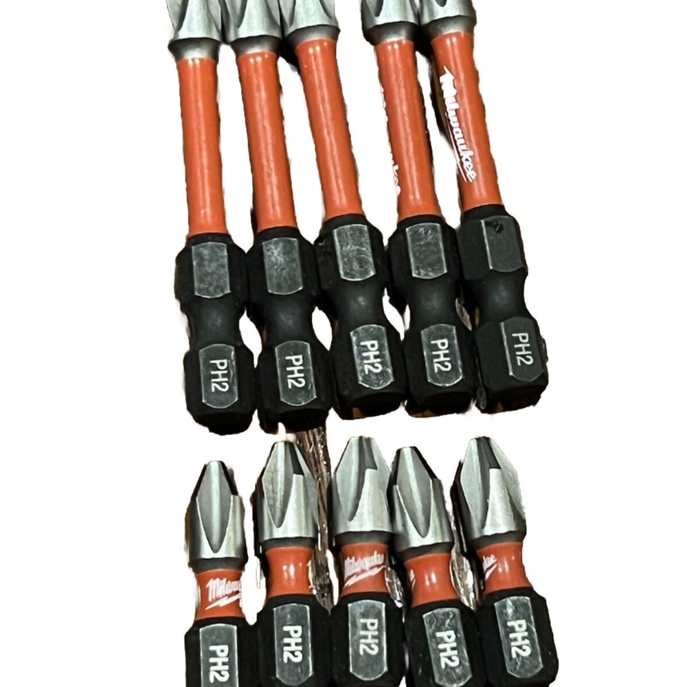 Milwaukee Shockwave Impact Duty Phillips PH2 Bit Set Screw Driver Bits (10)